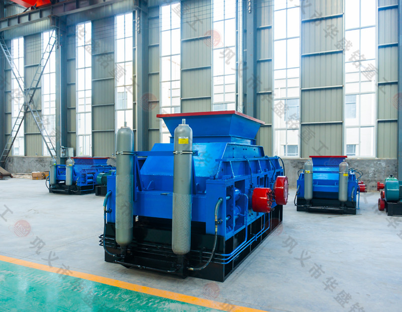 處理濕物料用什么制砂機？液壓對輥制砂機多少錢一臺？